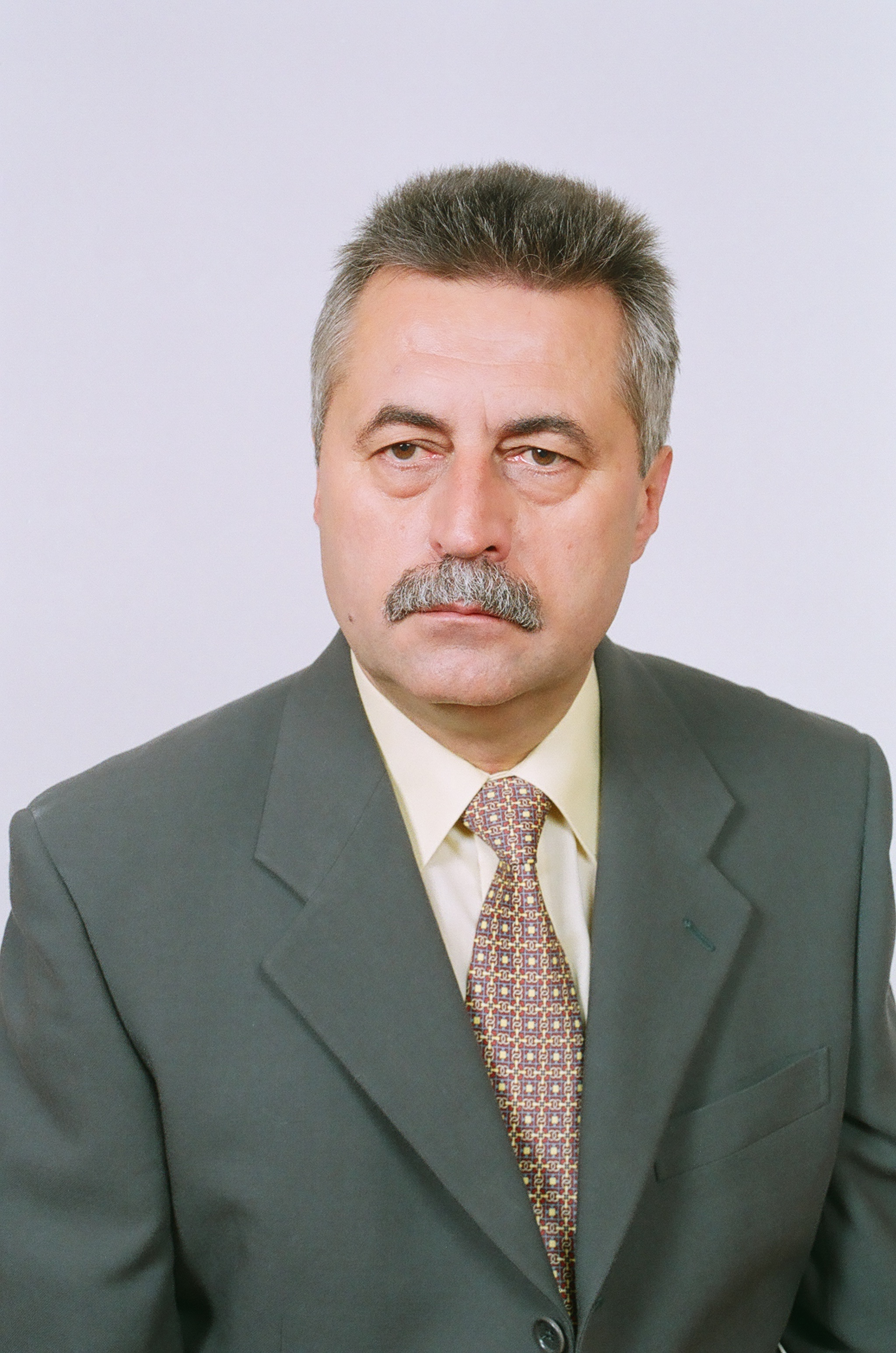  Tóásó Gyula